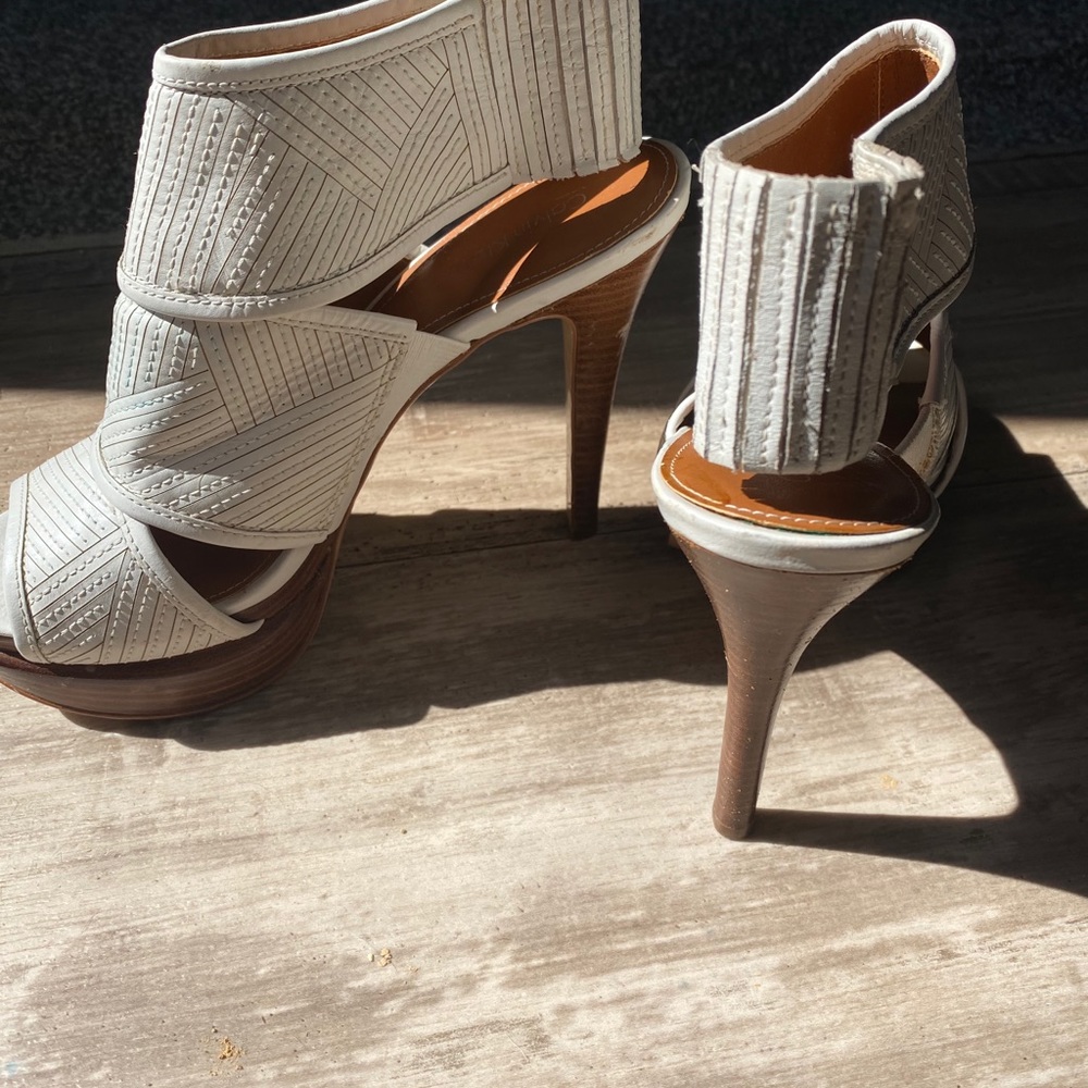✨Calvin Klein High heels